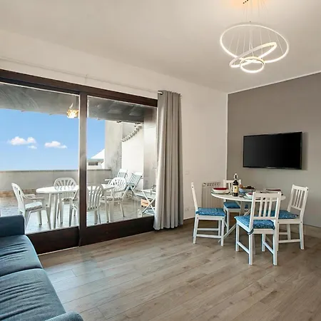Tatil Evi View Terrace Over The Borromean Isla - Happy