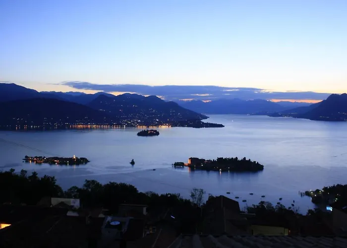 View Terrace Over The Borromean Isla - Happy Holiday home Stresa