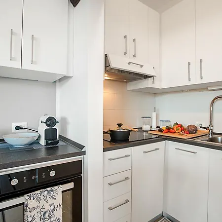 View Terrace Over The Borromean Isla - Happy 펜션 *