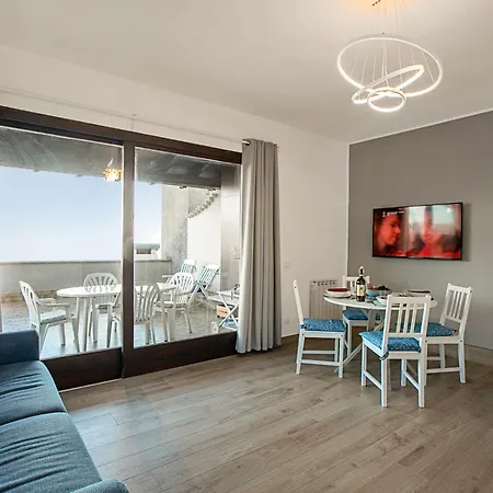 View Terrace Over The Borromean Isla - Happy 스트레사