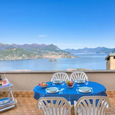 View Terrace Over The Borromean Isla - Happy Feriehus