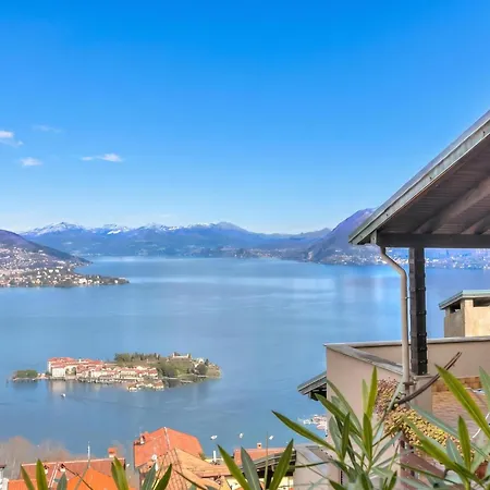View Terrace Over The Borromean Isla - Happy * Stresa
